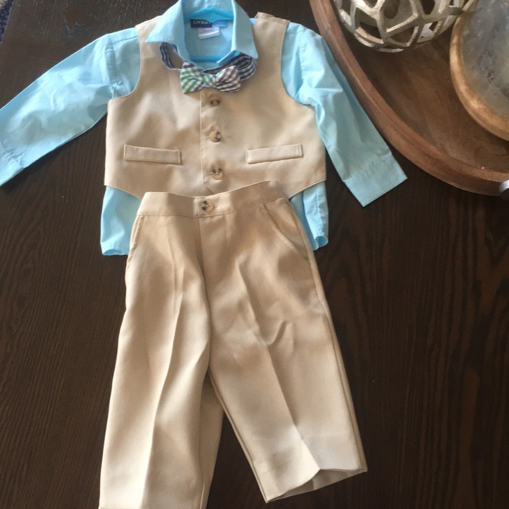 3 Piece Baby Suit w/Bow tie